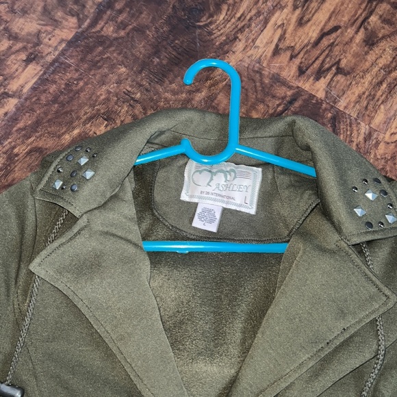 Fleece Jacket - Picture 2 of 2